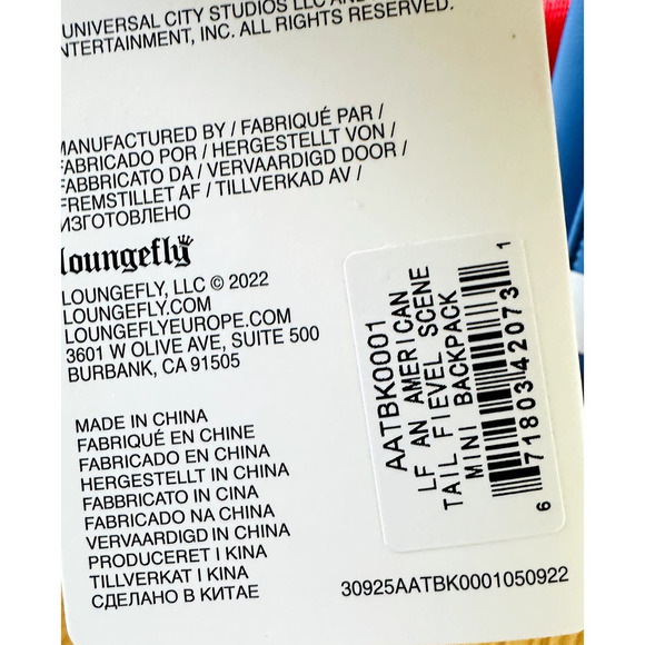 Loungefly NWT an American Tail FIEVEL Scene Mini Backpack - Picture 10 of 11